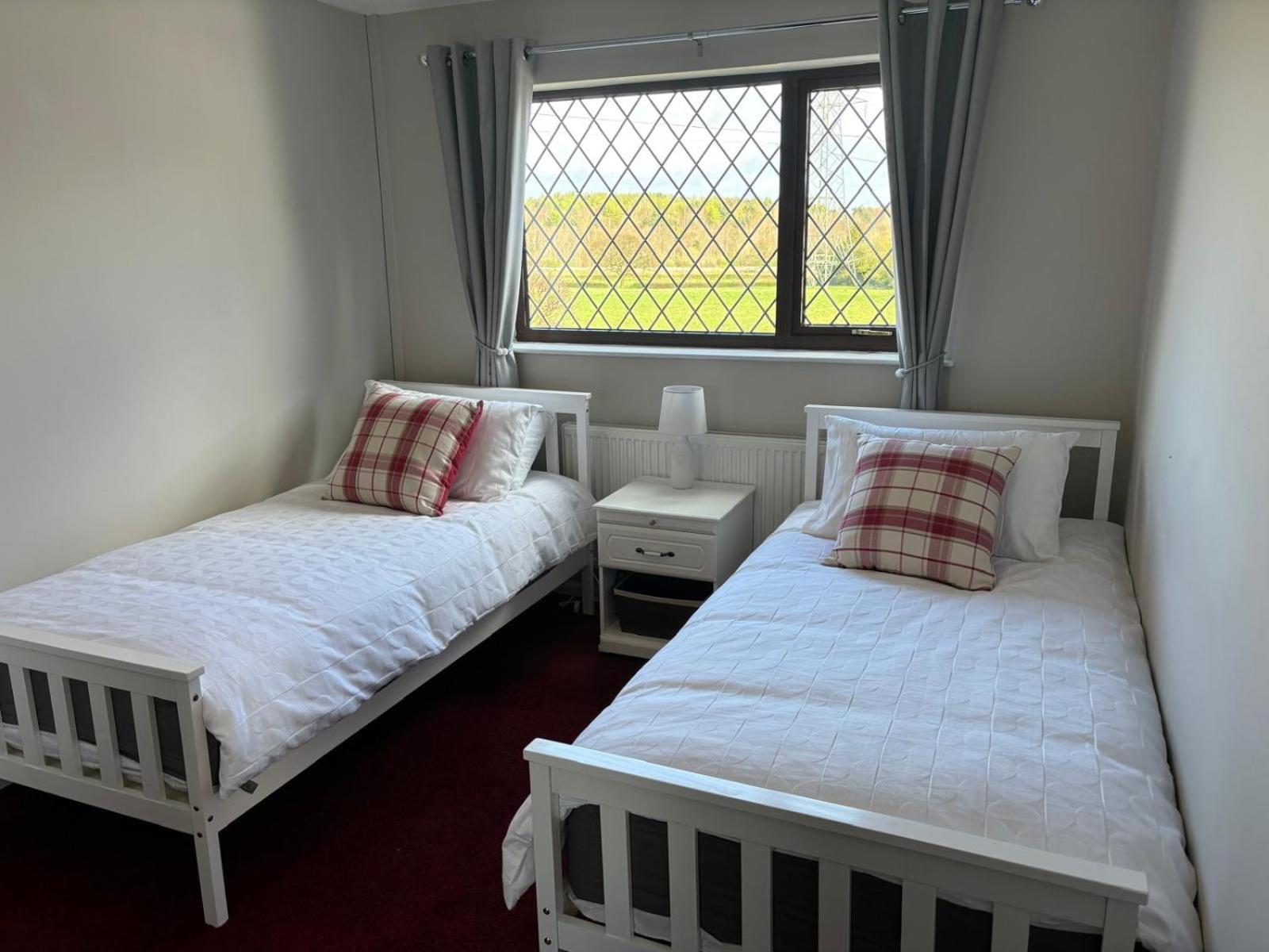2 Bedroom Bungalow Rhosllanerchrugog Luaran gambar